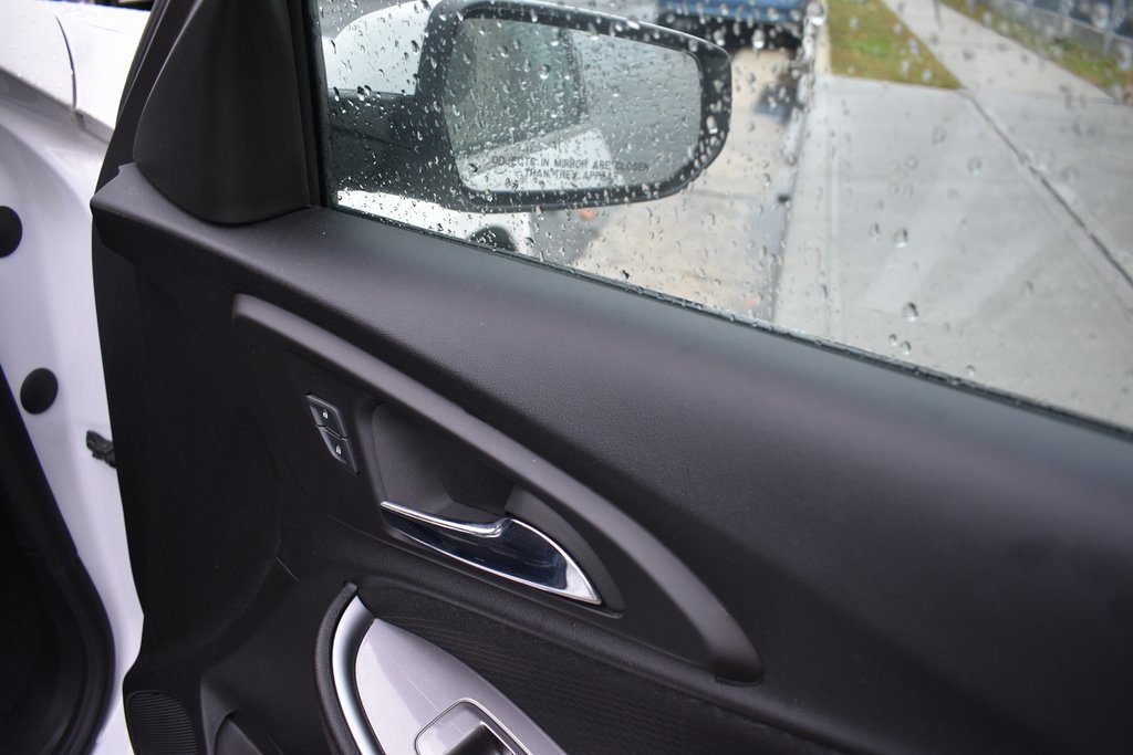 Used 2024 Chevrolet Malibu LT image 23