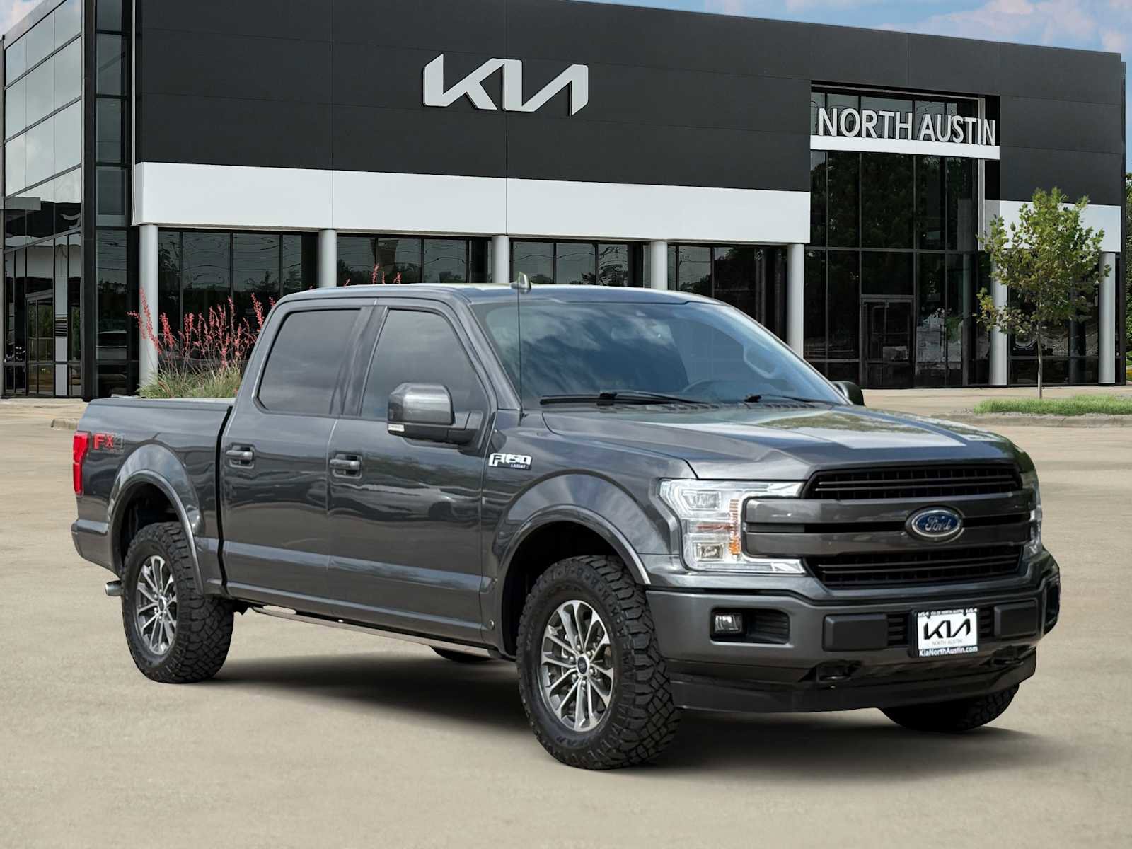 Used 2018 Ford F150 Lariat w/ Equipment Group 502A Luxury image 9