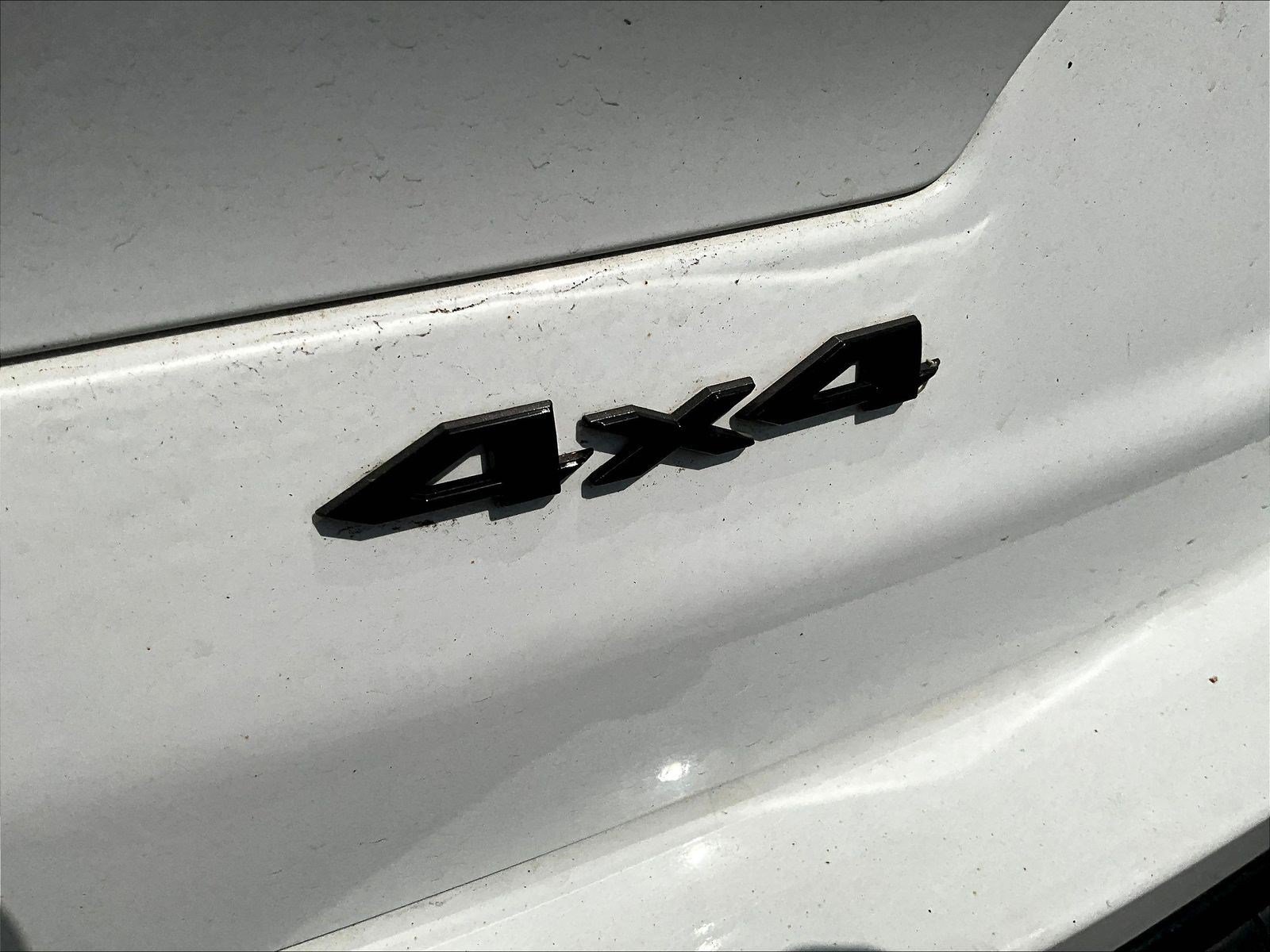 Used 2023 Jeep Grand Cherokee L Laredo AWD/4WD image 8