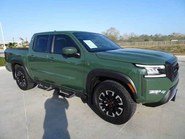 Used 2024 Nissan Frontier PRO-4X w/ Pro Convenience Package image 3