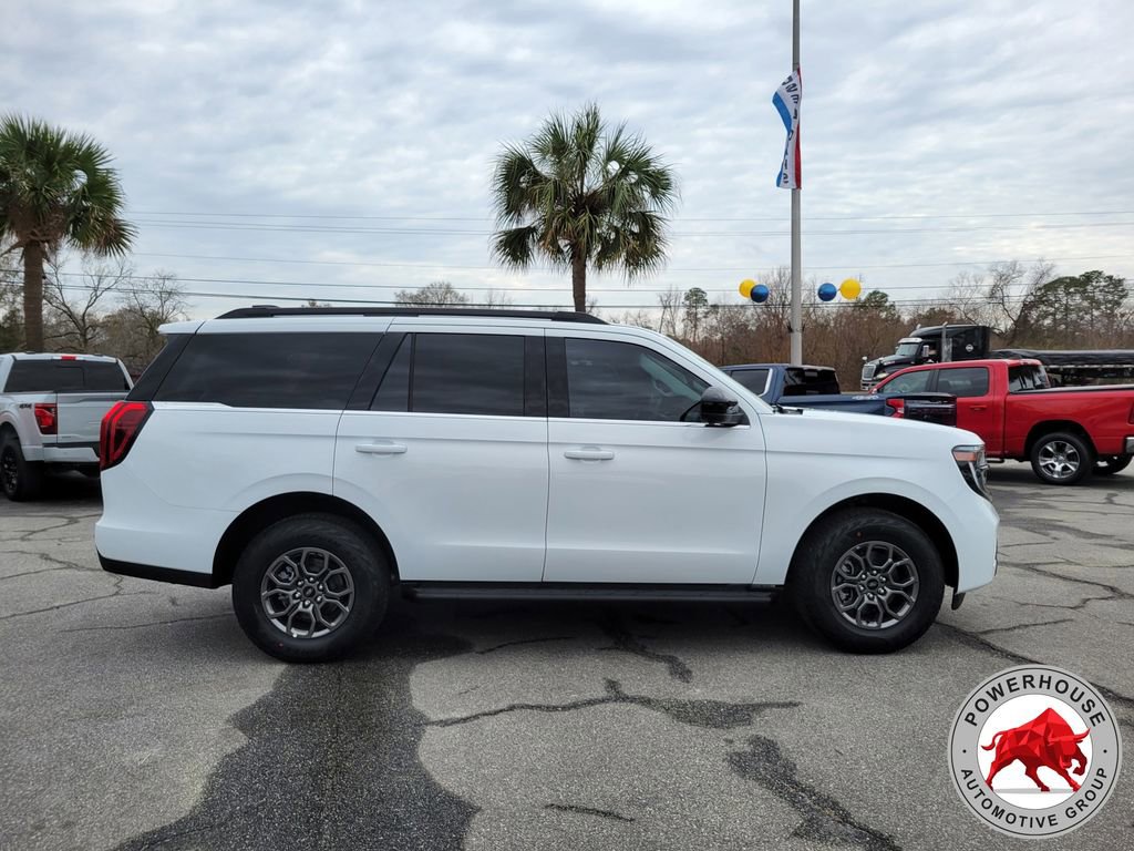 New 2025 Ford Expedition Active image 7