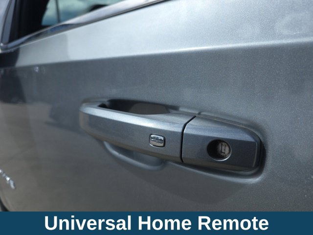 Used 2023 Chevrolet Tahoe LT w/ Luxury Package AWD/4WD image 18