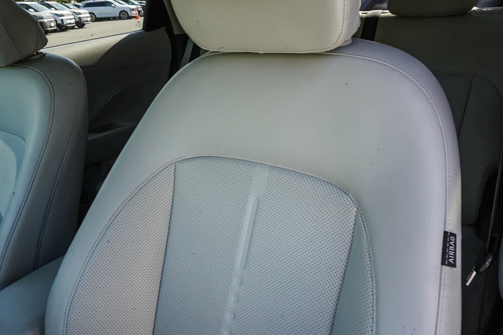 Used 2024 Hyundai Kona Limited AWD/4WD image 26