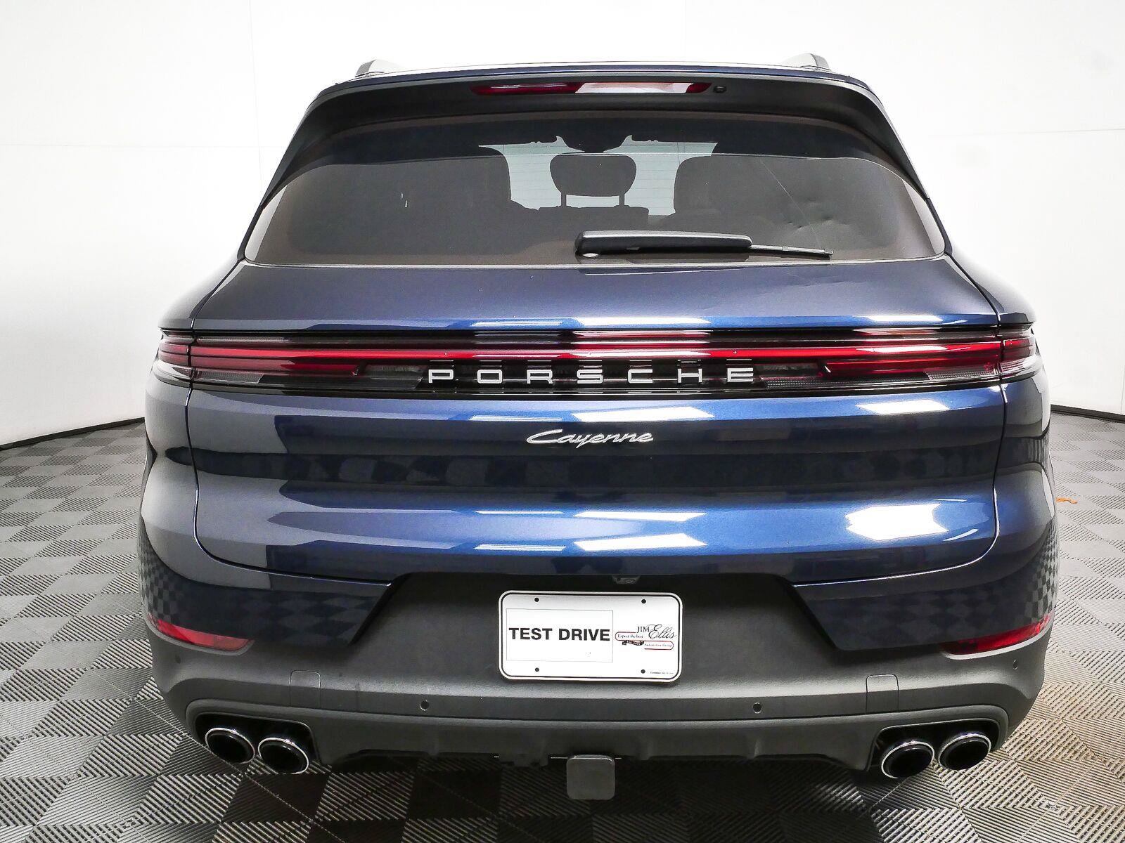 Certified 2026 Porsche Cayenne E-Hybrid AWD/4WD image 34