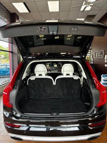 Used 2020 Volvo XC90 T5 Momentum w/ Protection Package Premier FWD image 13