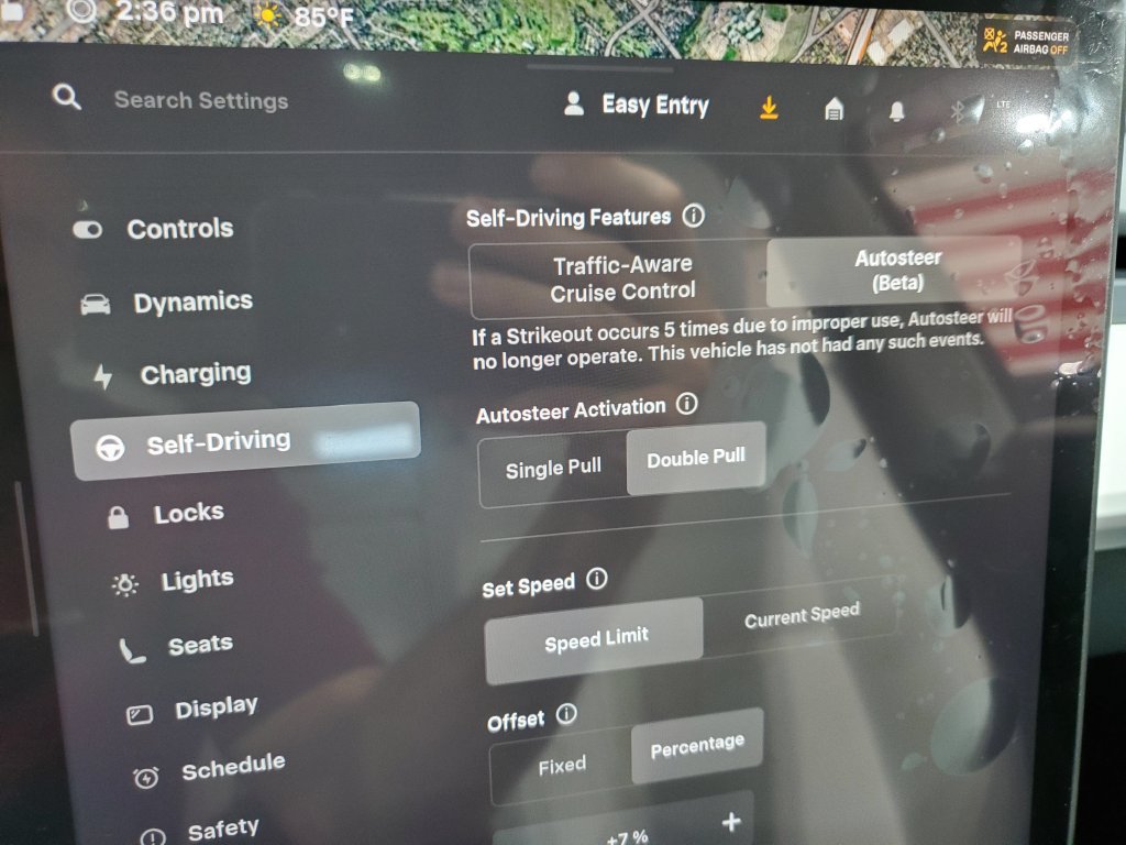 Used 2024 Tesla Model Y Long Range AWD/4WD image 48