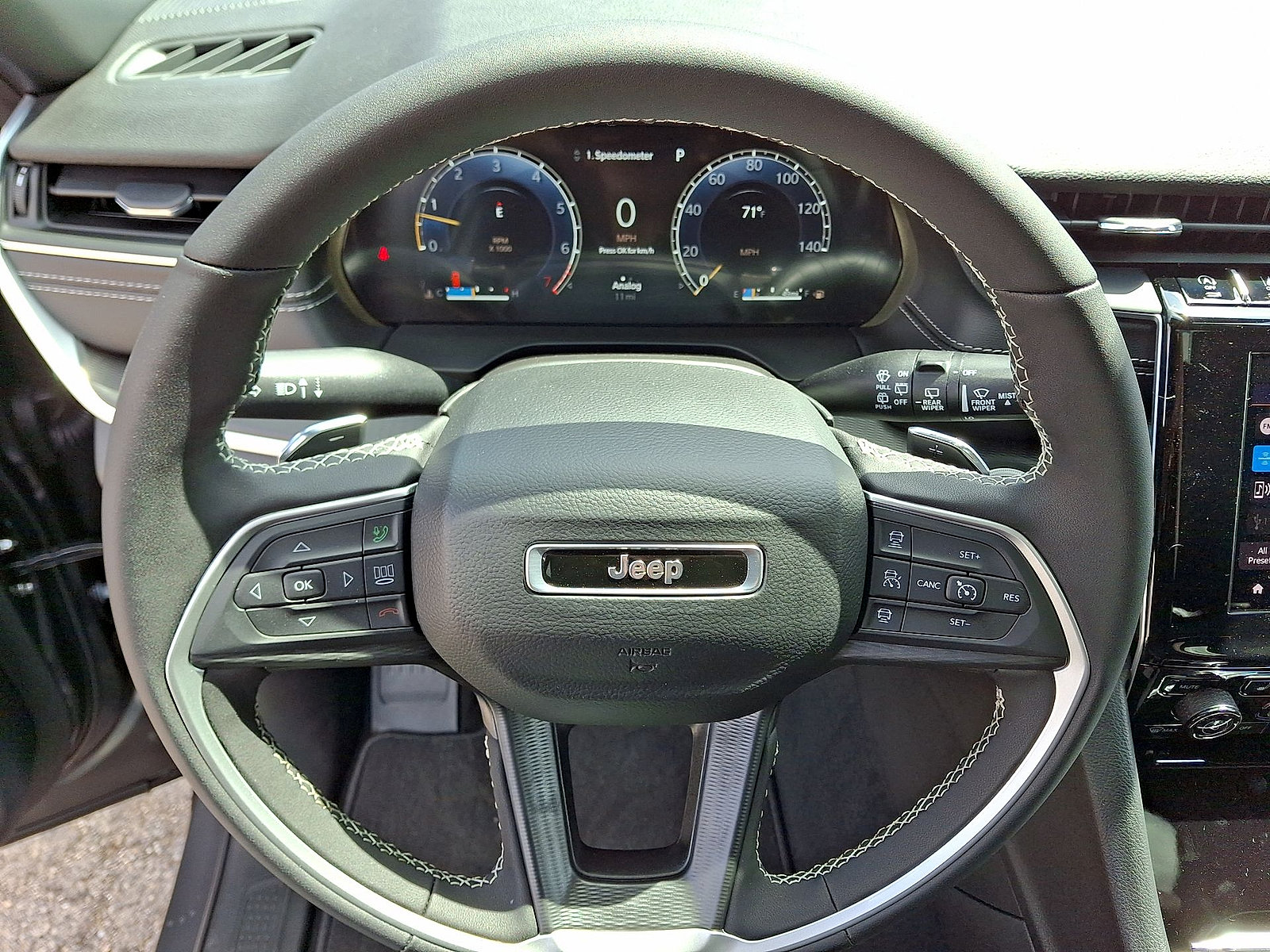 New 2026 Jeep Grand Cherokee Laredo X AWD/4WD image 17