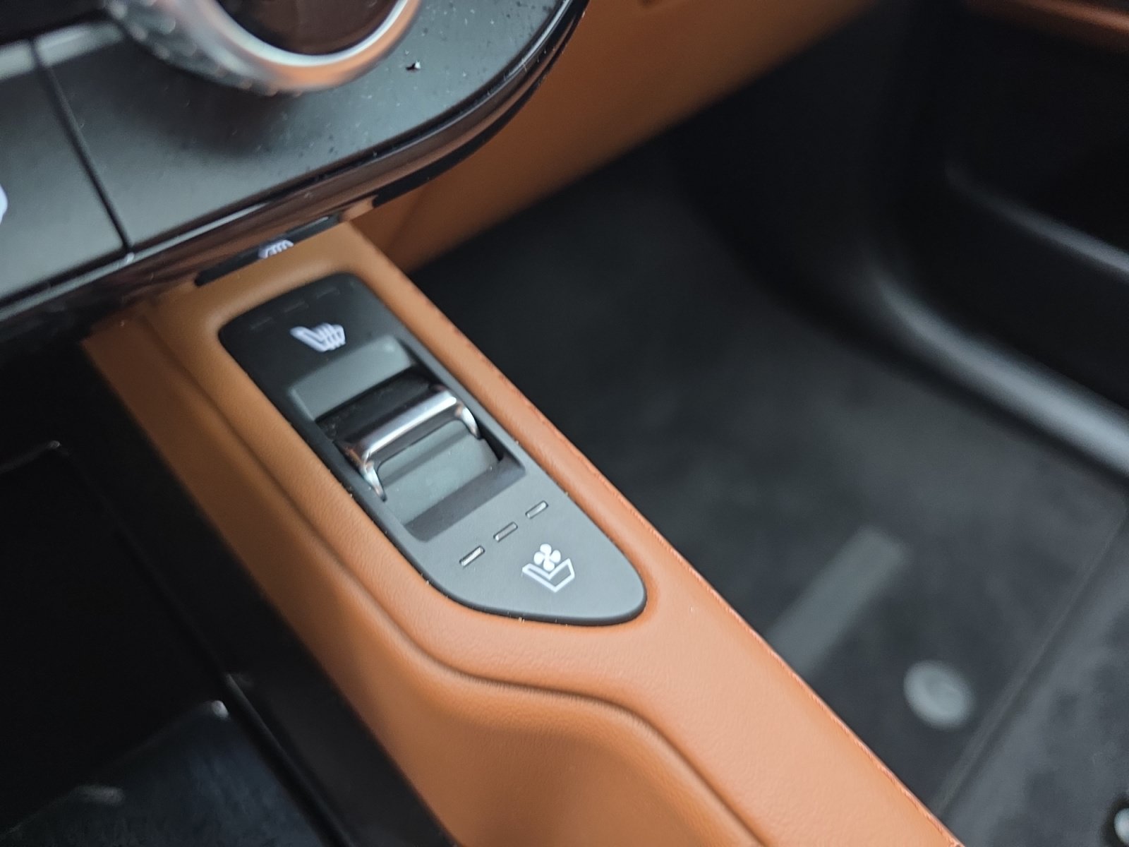 Certified 2025 Kia Telluride SX Prestige X-Pro AWD/4WD image 23