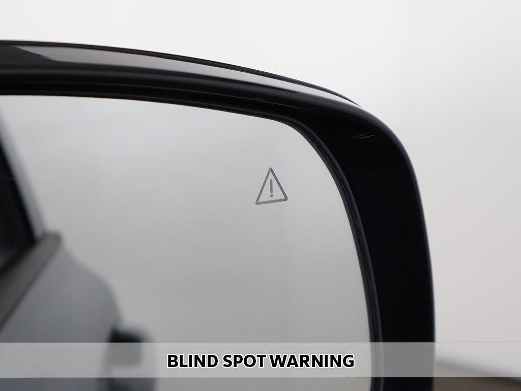 Used 2023 Kia Sorento S w/ Panoramic Sunroof Package FWD image 6