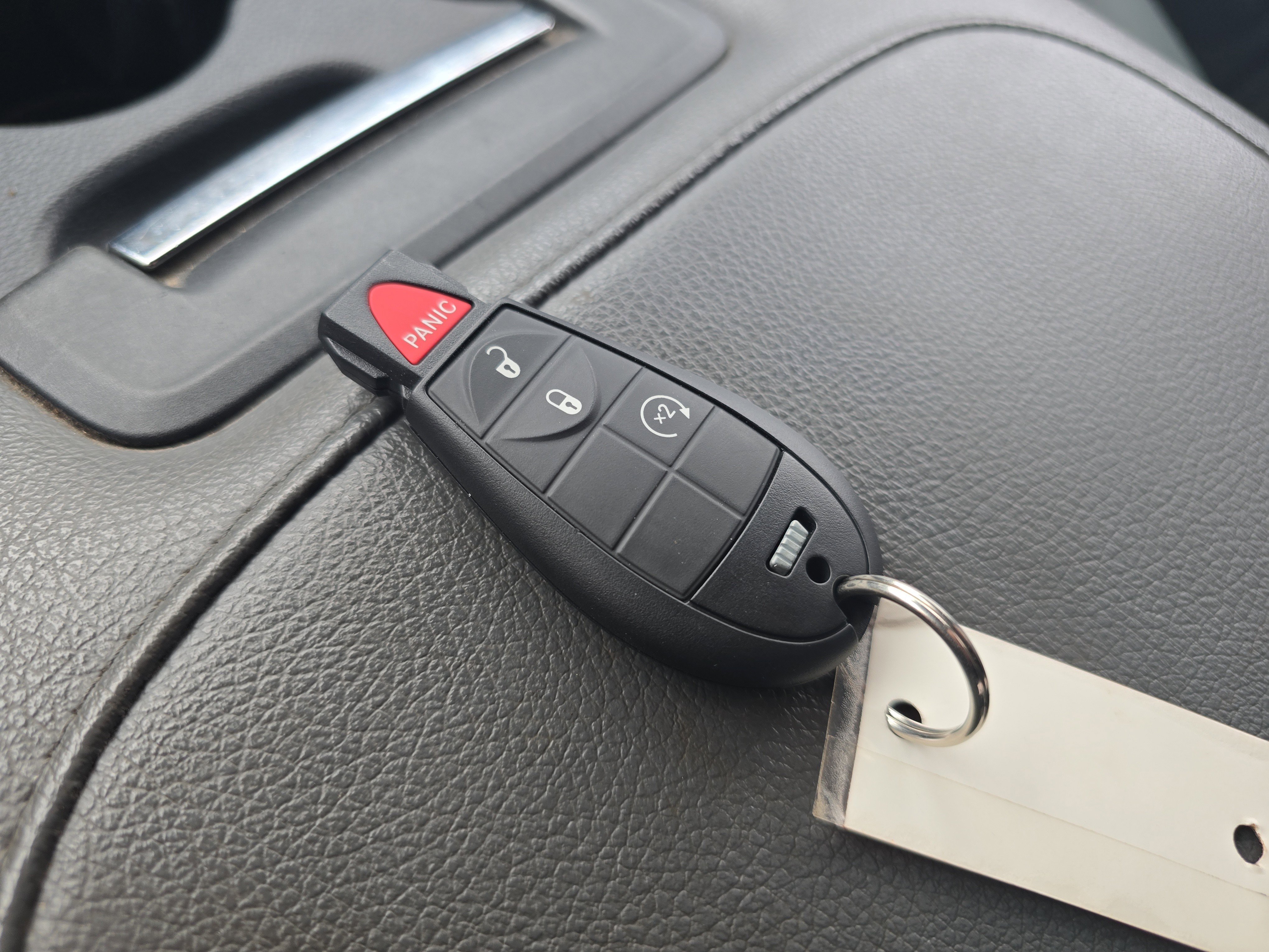 Used 2019 RAM 1500 Classic SLT image 30