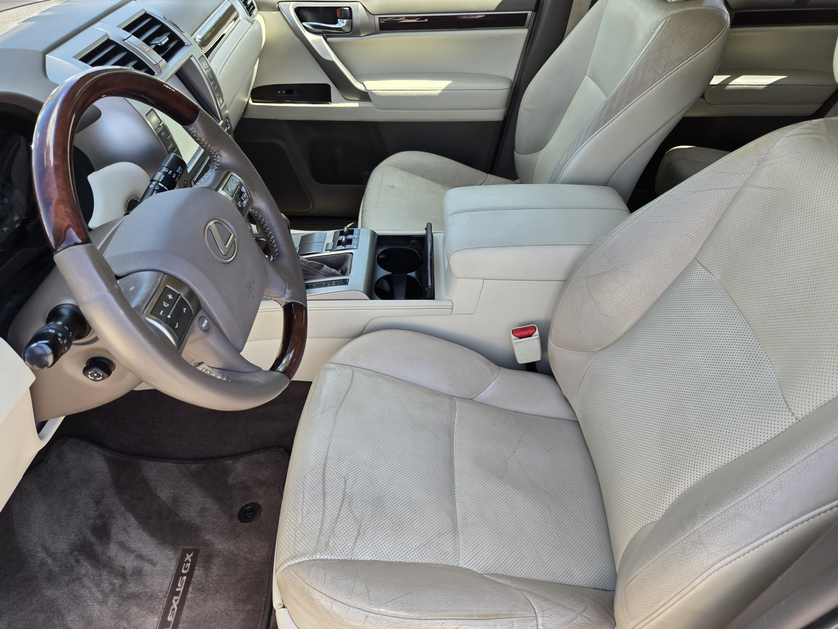 Used 2017 Lexus GX 460 Premium AWD/4WD image 7
