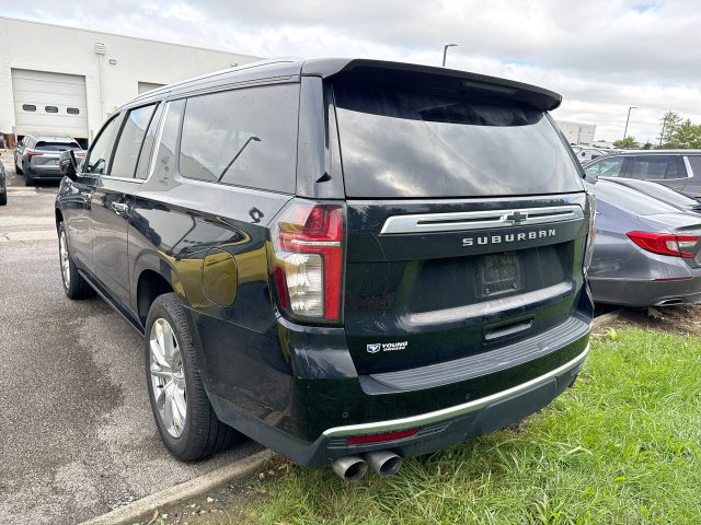 Used 2022 Chevrolet Suburban High Country w/ Max Trailering Package AWD/4WD image 3