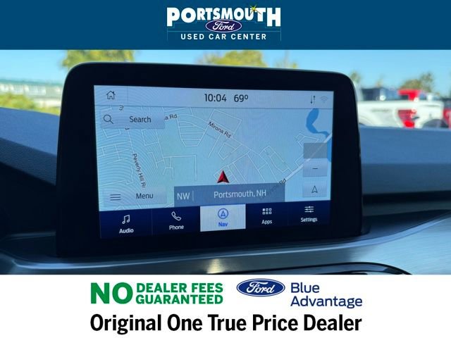 Certified 2022 Ford Escape Titanium w/ Class II Trailer Tow Package image 10