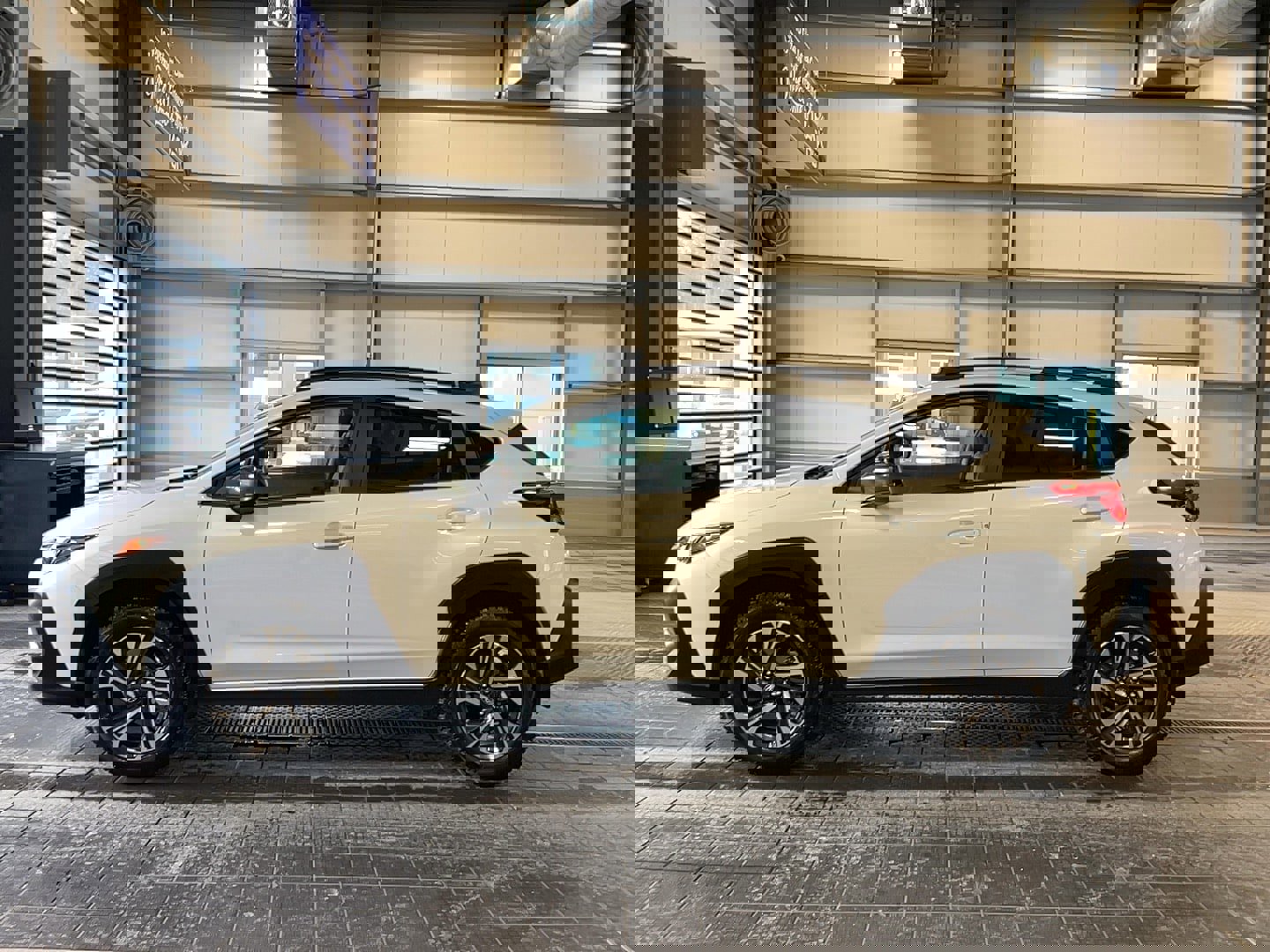 Used 2024 Subaru Crosstrek 2.0i Premium image 4