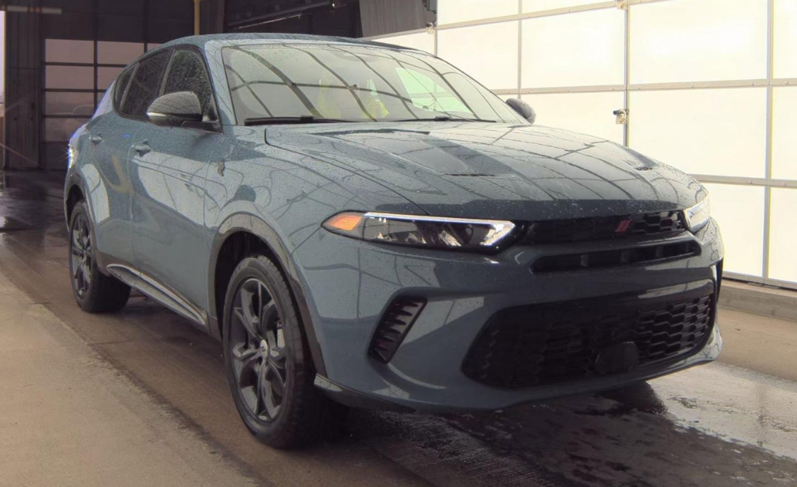 Used 2024 Dodge Hornet R/T w/ R/T Blacktop Package image 4