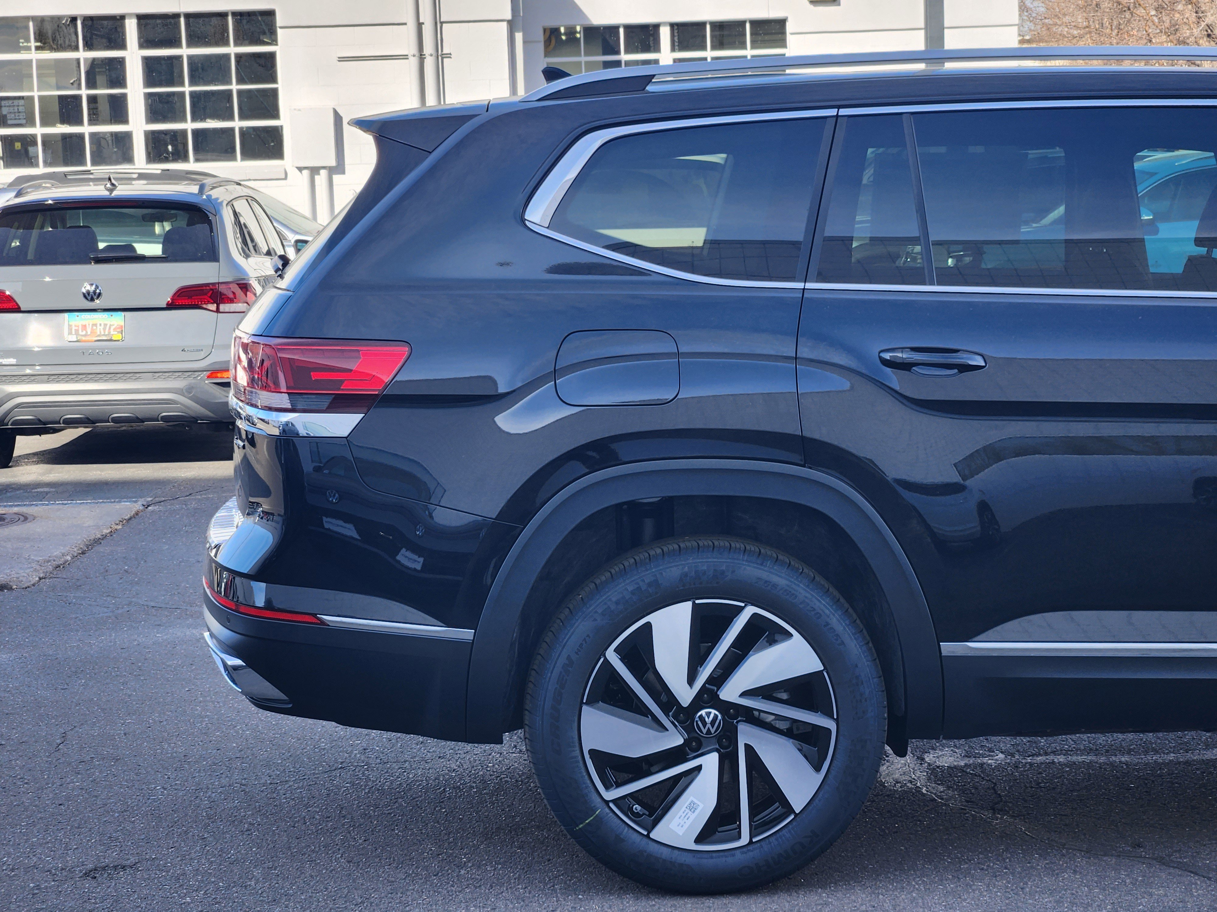 New 2026 Volkswagen Atlas SEL image 6