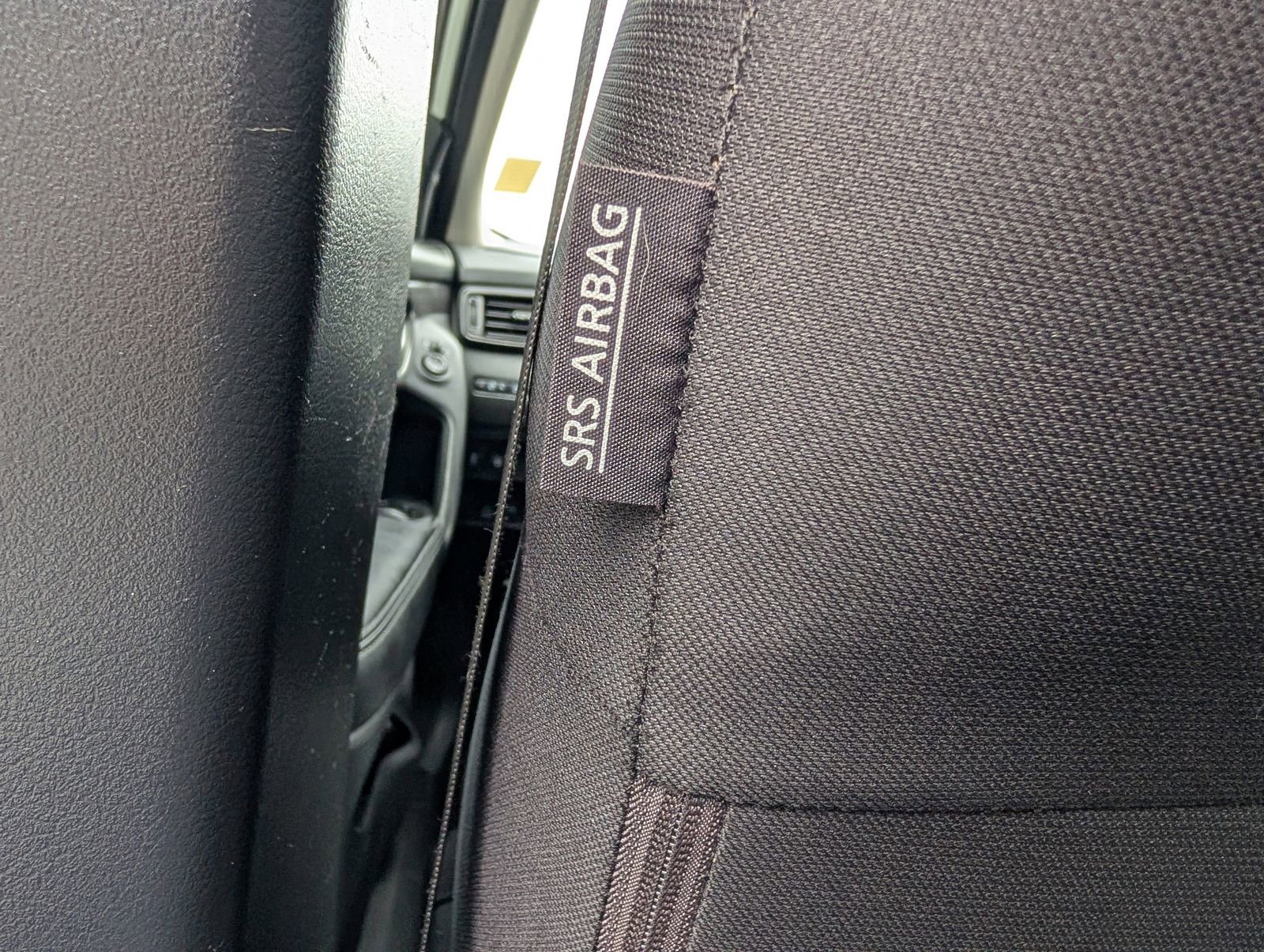 Used 2021 Nissan Rogue Sport S image 29