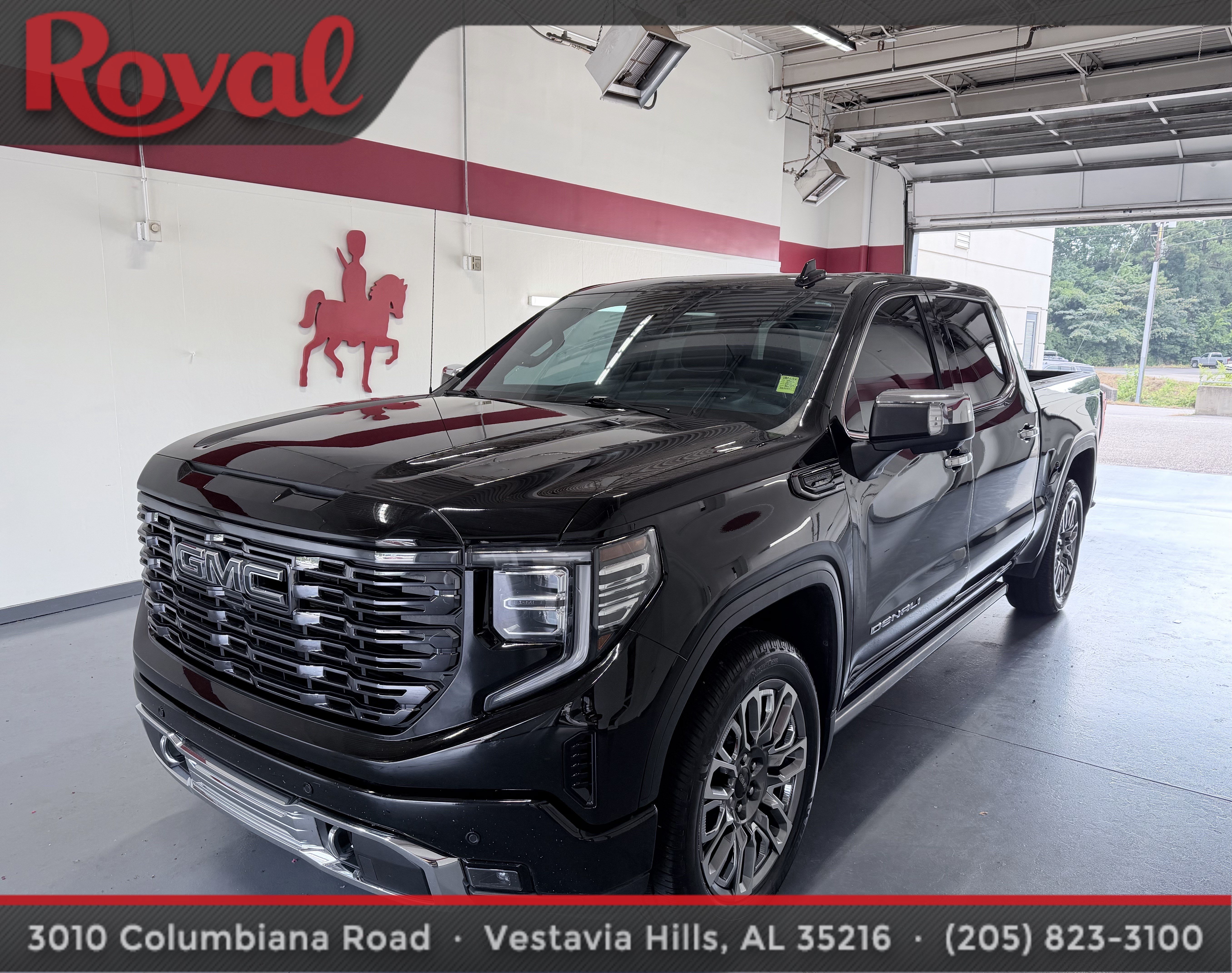 Used 2025 GMC Sierra 1500 Denali Ultimate AWD/4WD image 1