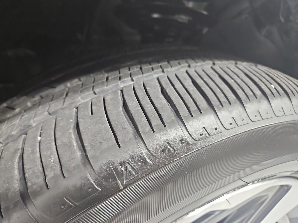 Certified 2024 Subaru Crosstrek 2.5i Limited w/ Crosstrek Mirror Package image 30