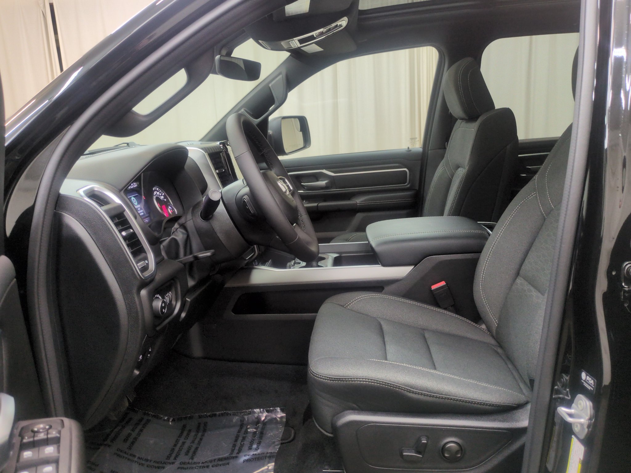 New 2027 RAM 1500 Big Horn AWD/4WD image 7