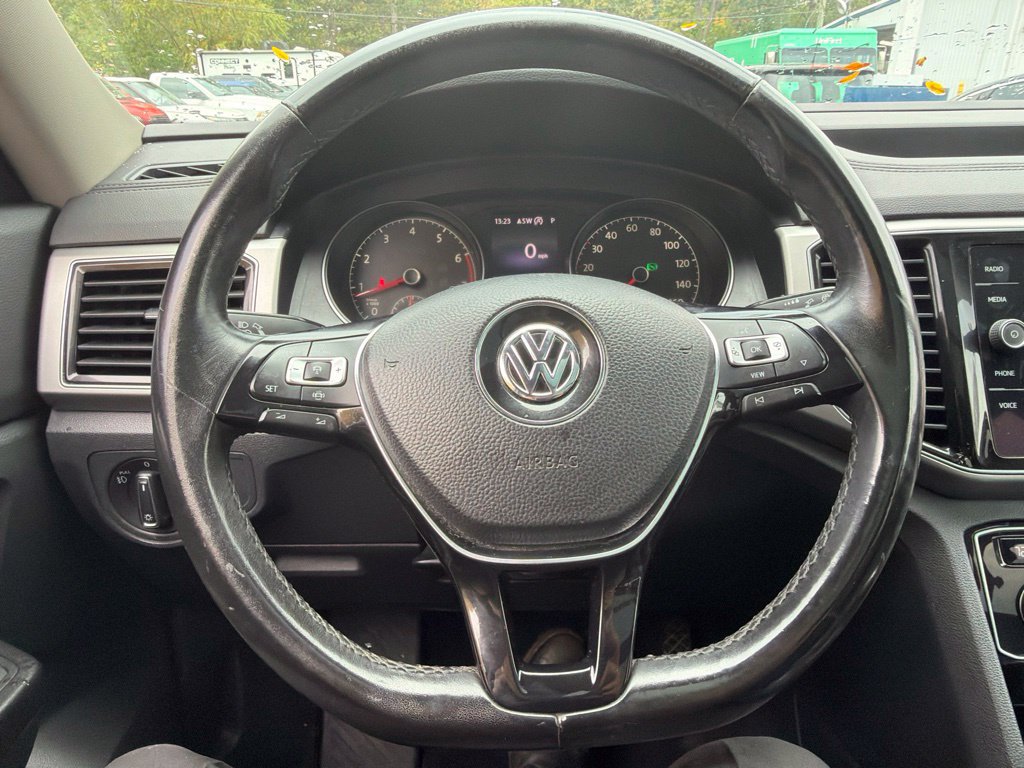 Used 2019 Volkswagen Atlas SEL AWD/4WD image 16