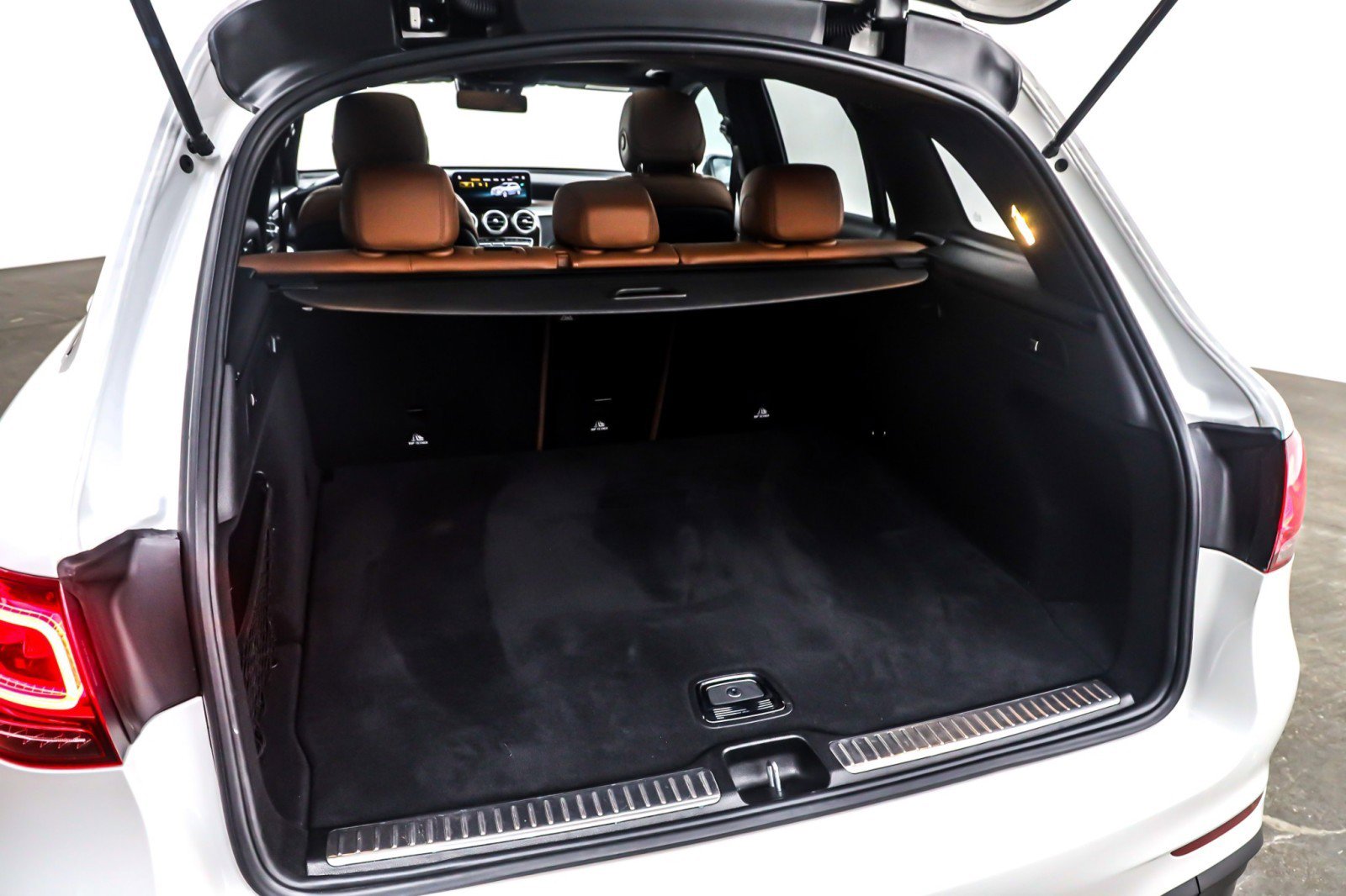 Used 2022 Mercedes-Benz GLC 300 image 23