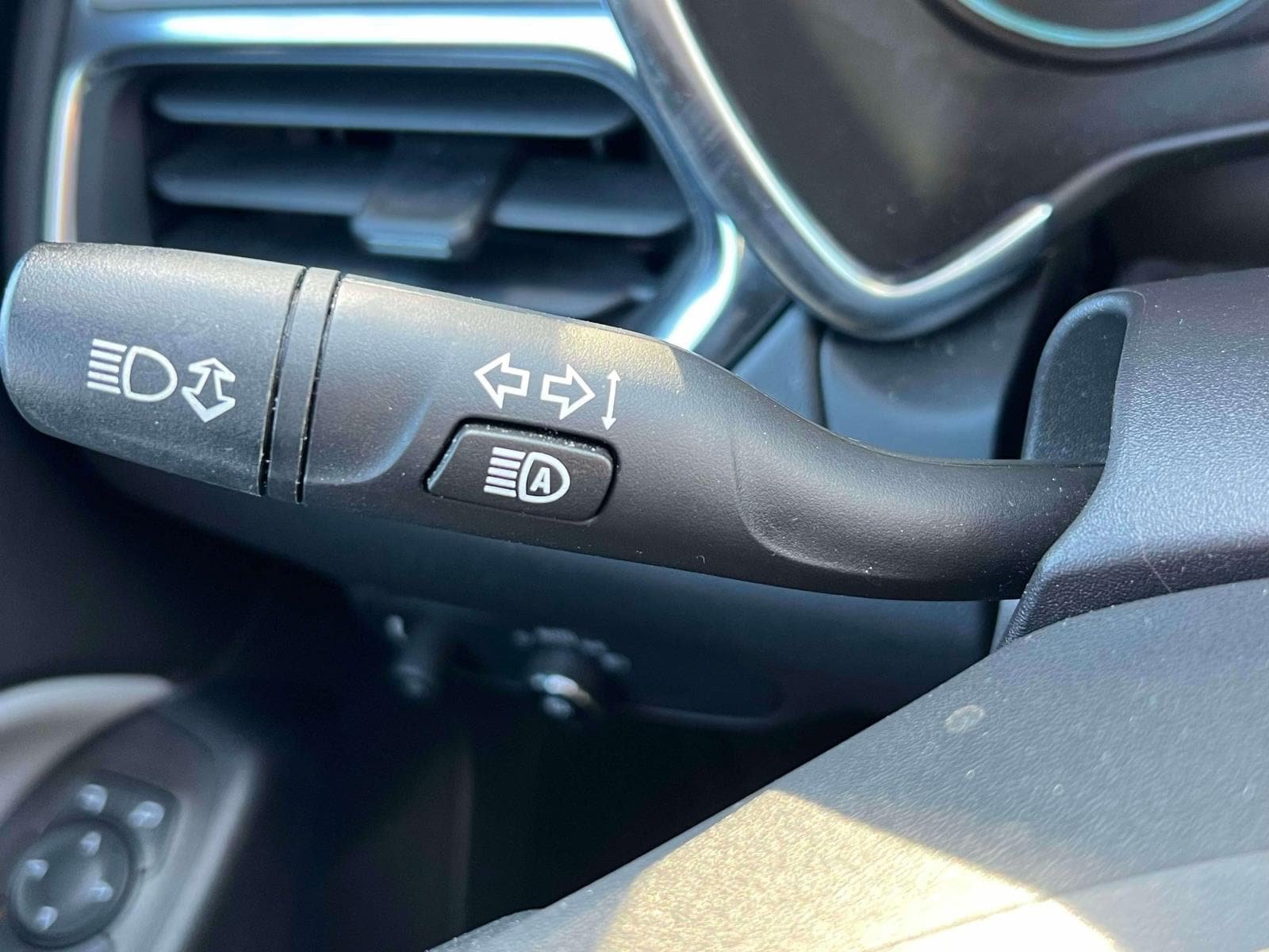 Used 2024 Chevrolet Equinox LS w/ LS Convenience Package FWD image 20