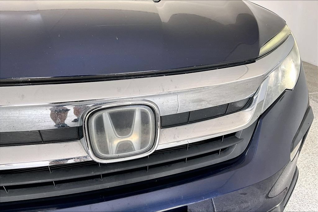 Used 2021 Honda Pilot EX image 28