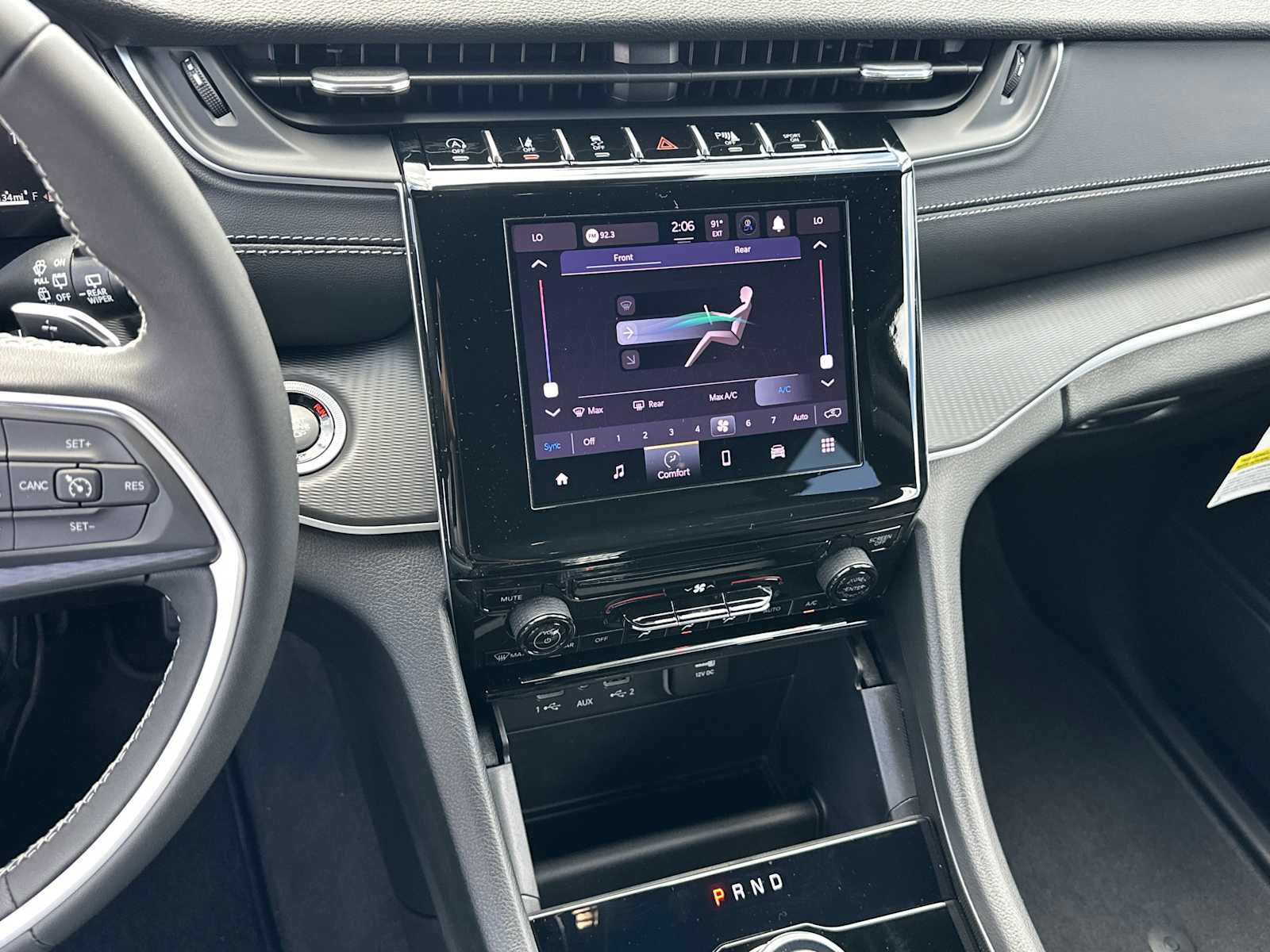 New 2025 Jeep Grand Cherokee L Laredo image 25