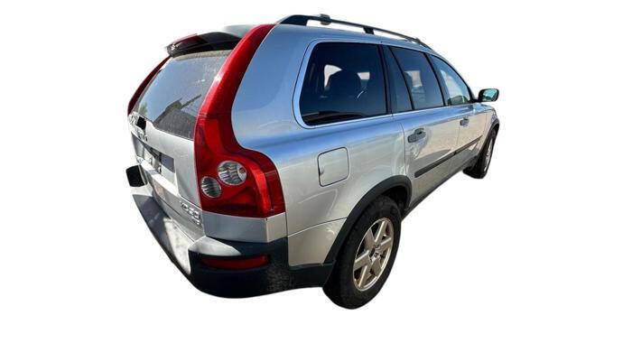 Used 2004 Volvo XC90 2.5T AWD/4WD image 5