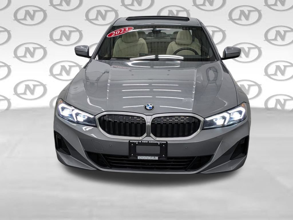 Used 2023 BMW 330i xDrive Sedan w/ Driving Assistance Package AWD/4WD image 35