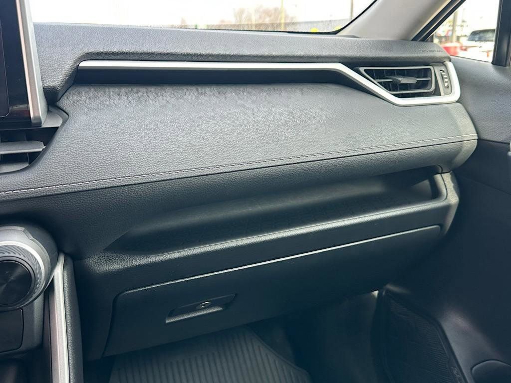 Certified 2023 Toyota RAV4 LE image 29