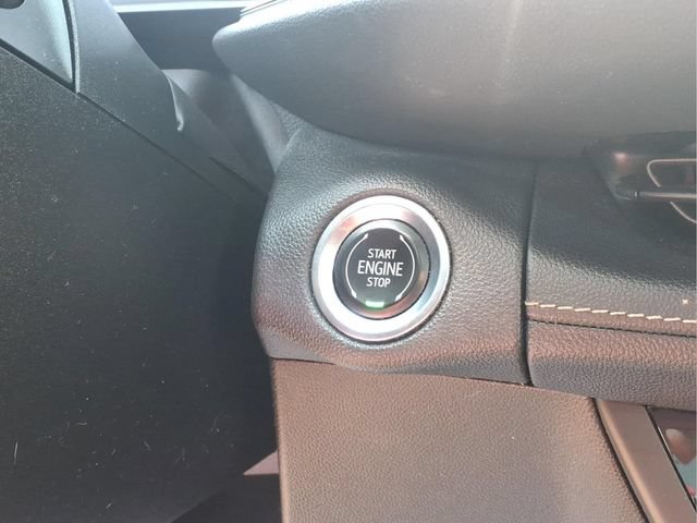 Used 2021 Buick Envision Avenir w/ Technology Package II AWD/4WD image 10