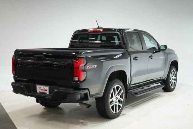 Used 2023 Chevrolet Colorado Z71 w/ Z71 Convenience Package 2 image 8