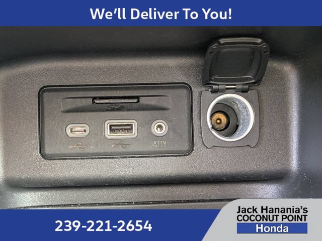 Used 2019 Chevrolet Equinox LT w/ Sun & Navigation Package AWD/4WD image 25