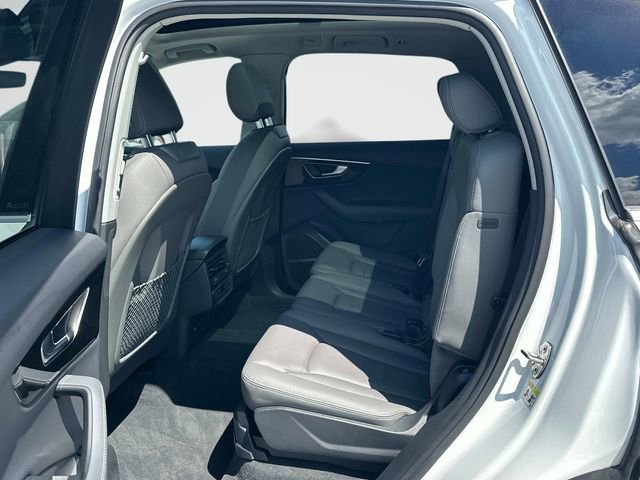Used 2025 Audi Q7 3.0T Premium Plus AWD/4WD image 17