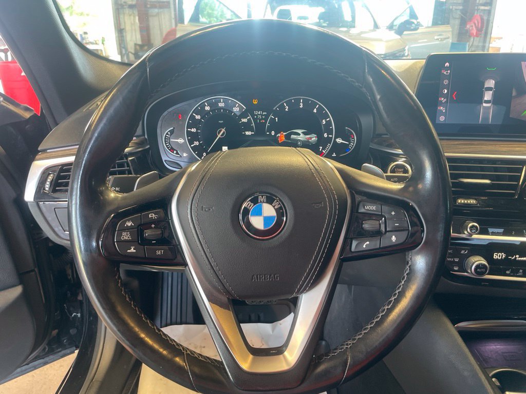 Used 2019 BMW 540i RWD image 25