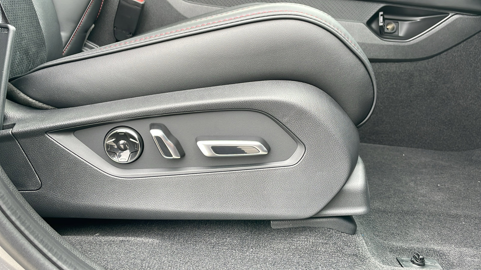 New 2026 Acura MDX A-Spec image 30