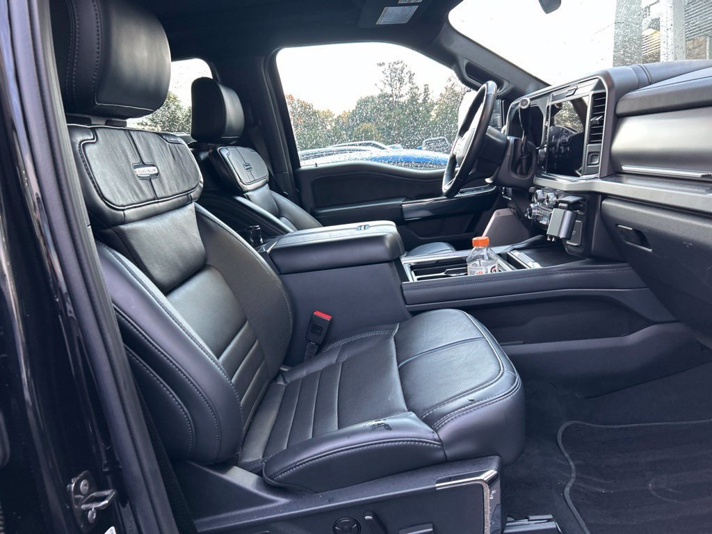 Used 2025 Ford F350 Platinum AWD/4WD image 4