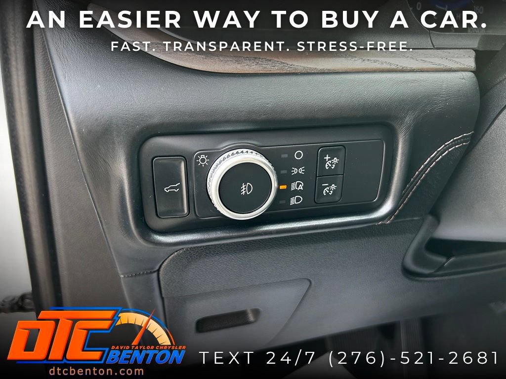 Used 2021 Ford Explorer Platinum AWD/4WD image 22