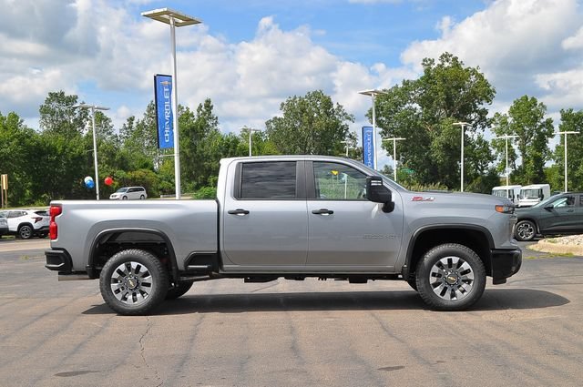 New 2026 Chevrolet Silverado 2500 Custom w/ Custom Value Package AWD/4WD image 2