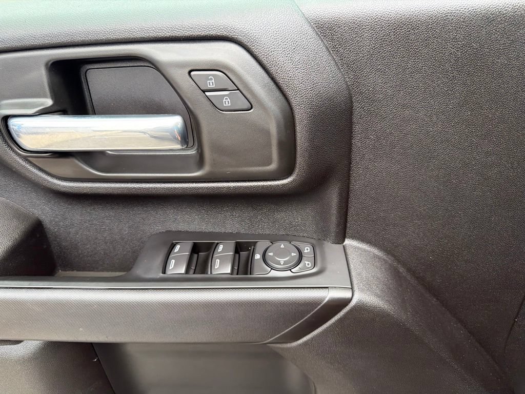 Used 2026 Chevrolet Silverado 2500 Custom w/ Custom Convenience Package AWD/4WD image 31