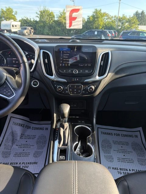 Used 2022 Chevrolet Equinox Premier AWD/4WD image 13