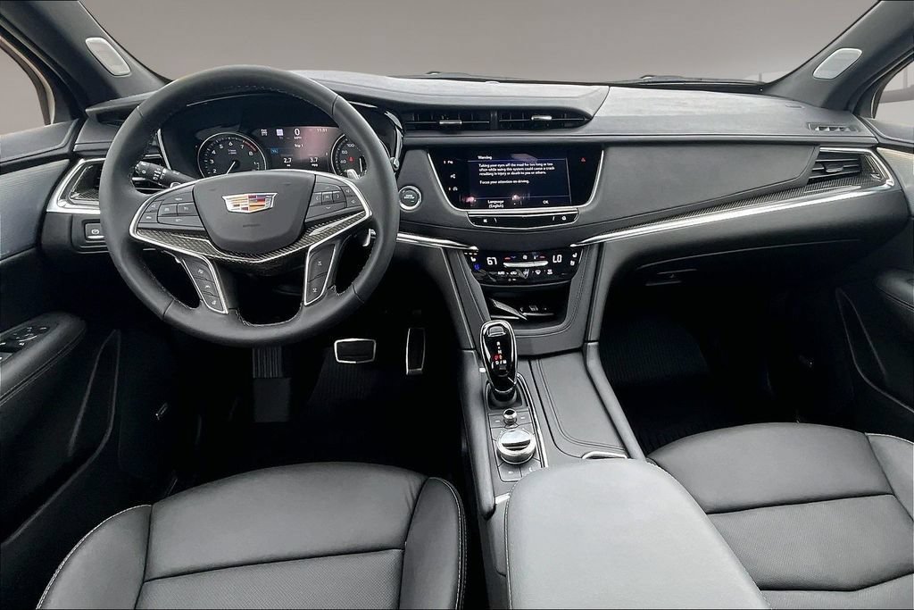 New 2026 Cadillac XT5 Sportv w/ LPO, Floor Liner Package AWD/4WD image 5