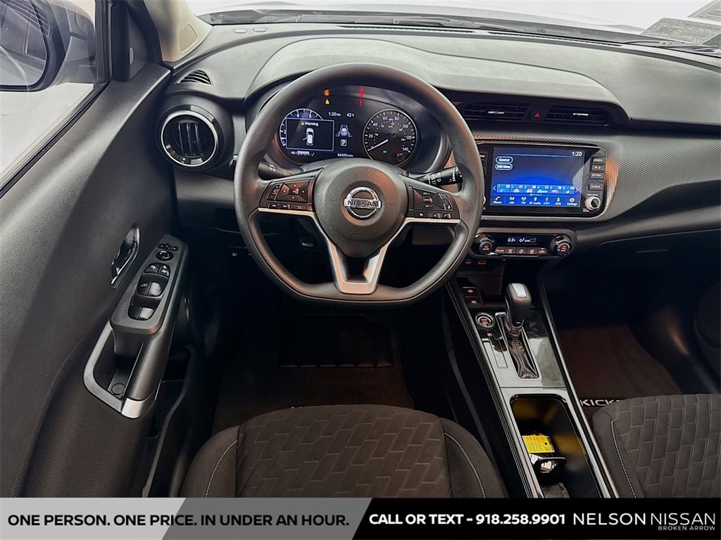 Used 2021 Nissan Kicks SV image 19