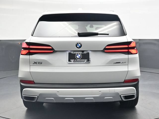 Certified 2026 BMW X5 xDrive40i w/ Premium Package AWD/4WD image 6