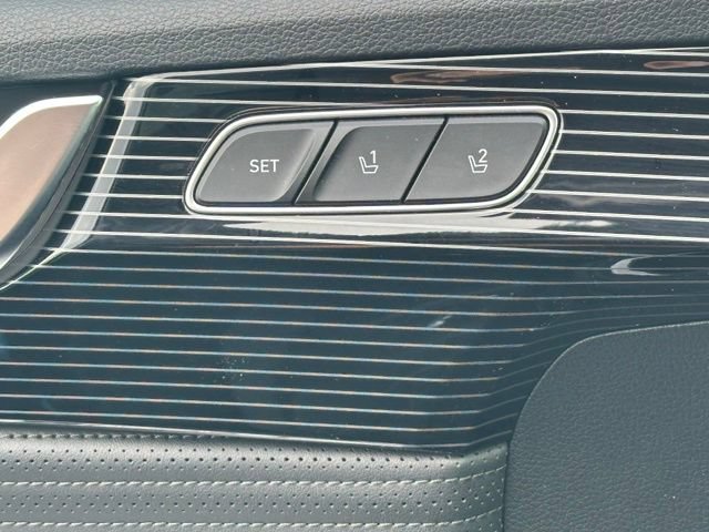 Used 2023 Hyundai Palisade Calligraphy FWD image 32