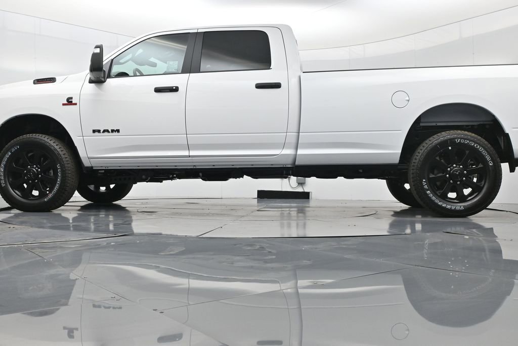 New 2026 RAM 3500 Big Horn AWD/4WD image 47