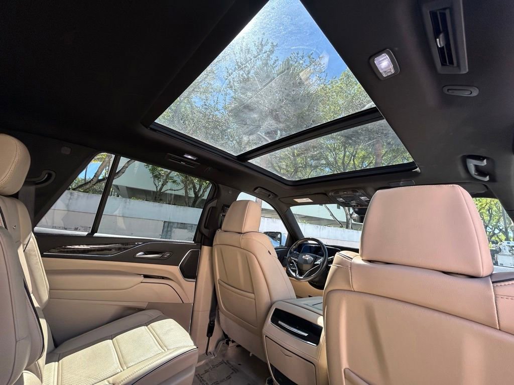 Used 2023 Cadillac Escalade Premium Luxury w/ Performance Package AWD/4WD image 52