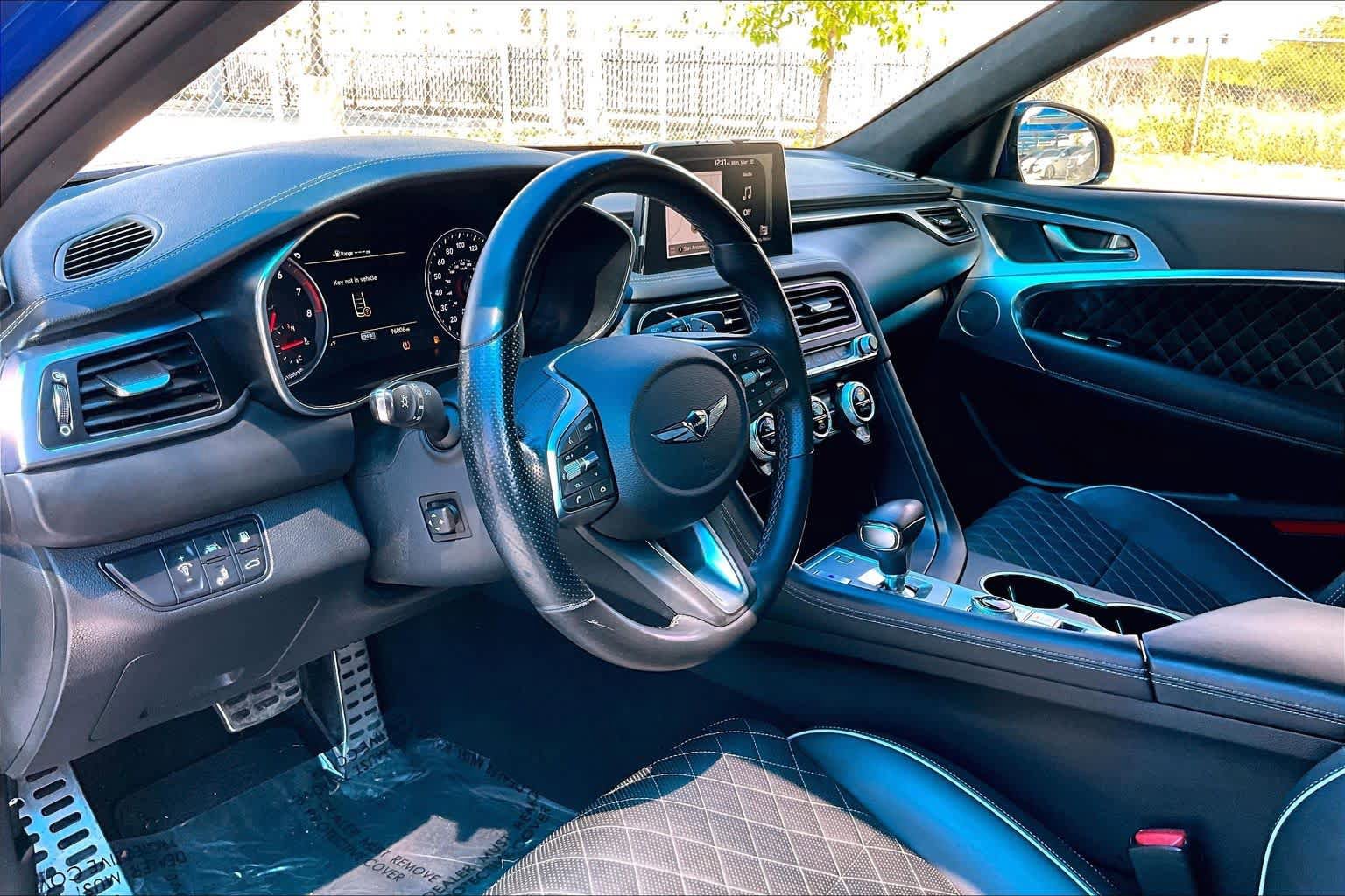 Used 2019 Genesis G70 2.0T Advanced w/ Sport Package image 18